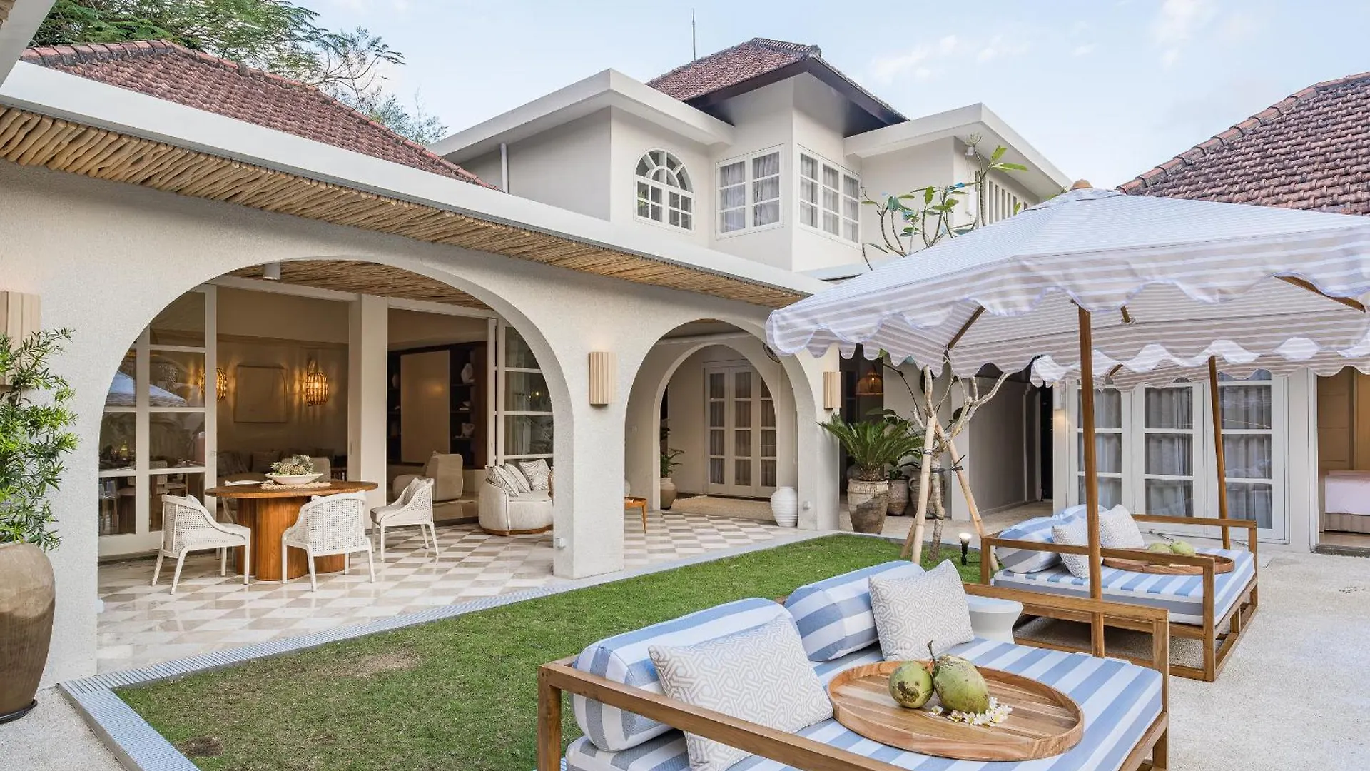 Akara Villa Seminyak  0*, Seminyak (Bali)
